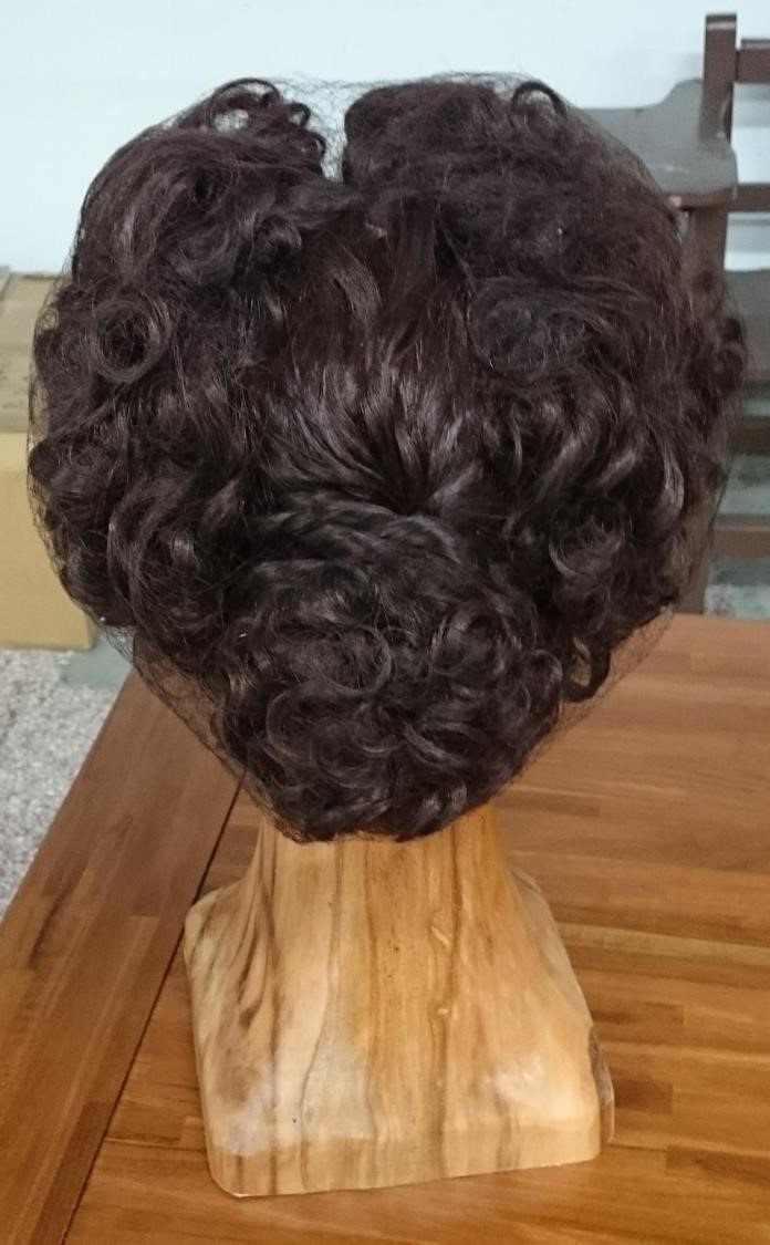 Elizabethan era style wig rear look.