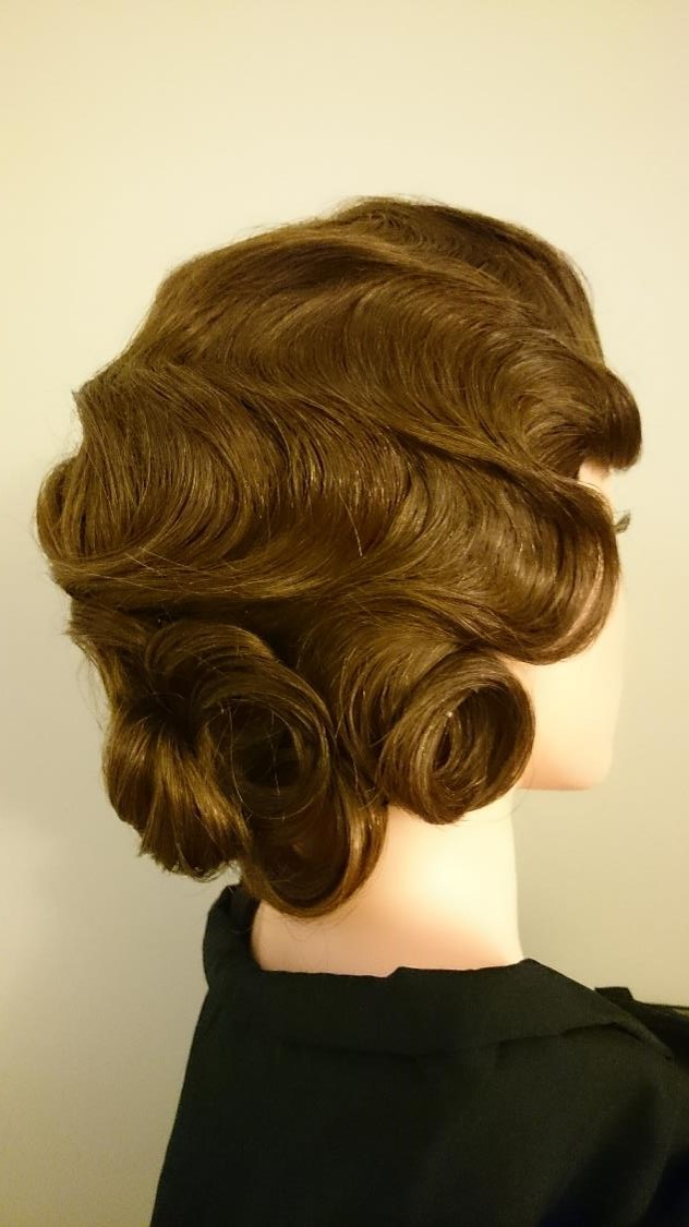 Vintage finger wave.